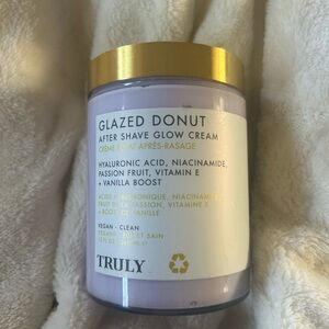 NEW Truly Glazed Donut After Shave Glow Cream